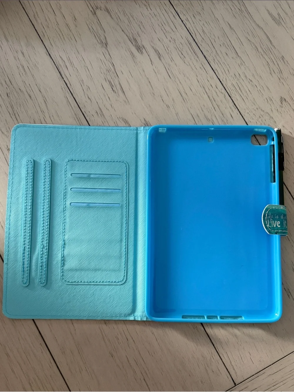 Ocean 🌊 IPad Mini case with Card Slots and magnetic closure.